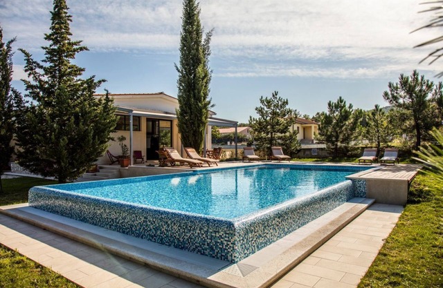Villa Breg - Three Bedroom Villa, Sleeps 6