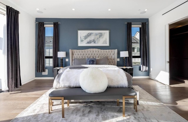 Villa California - Modern Villa in Prime WeHo with Indoor-Outdoor Living