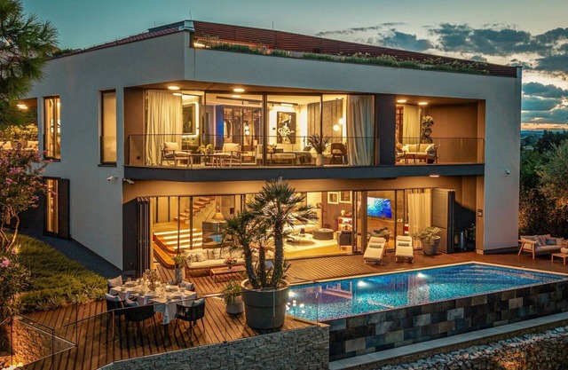 Villa Contessa - Top 200 ultra luxury world villas, infinity pool, beachfront, sea view, family, stylish