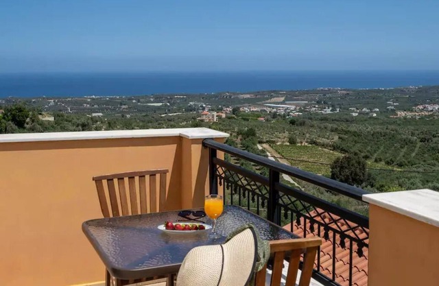 Villa Cretopia Seaview 3BR
