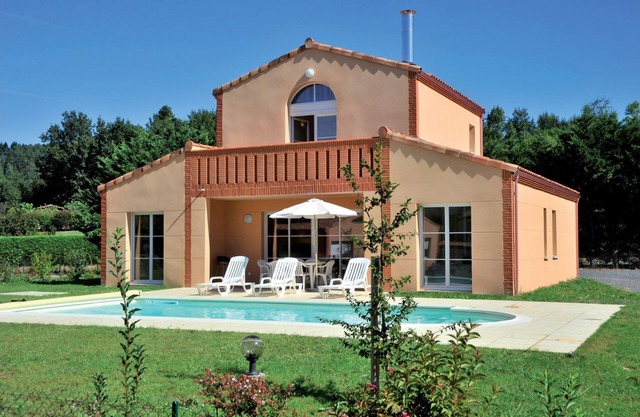 Villa de 114 m2 avec piscine privée et jardin