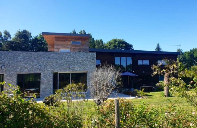 Villa de 9 chambres avec piscine interieure jacuzzi et jardin clos a Saint Medard sur Ille