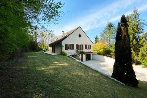 Villa de groupe à la campagne à 1 h 30 de Paris