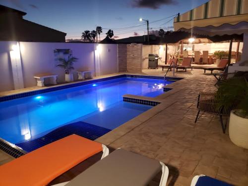 Villa de Leon suitable for 14 persons. 5 bedrooms 5 bathrooms