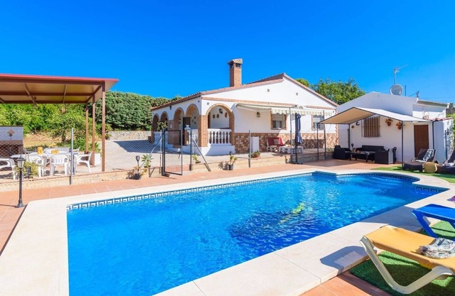 Villa Delia Álora by Ruralidays