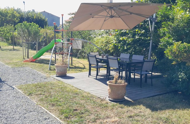 Villa des Fleurs - Angoulins sur Mer a 2 pas de L'océan et 5 mn Centre Bourg