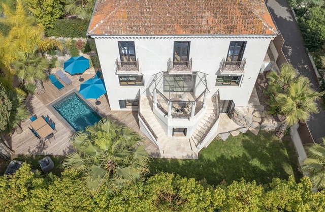 Villa Deva - 5 Bedrooms - Heated Pool