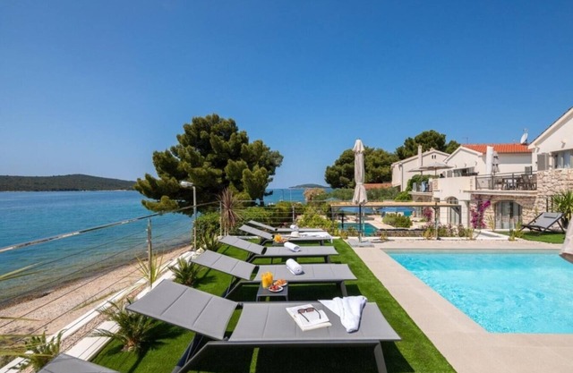 Villa Dragica - Private villa with pool, Sibenik