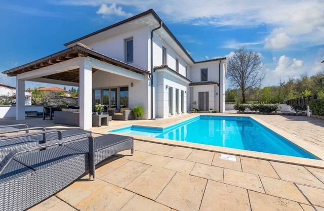 Villa EL - Your Secluded Oasis with a Private Pool on Krk