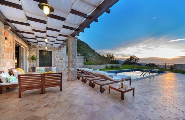 Villa Family and friends, Dubravka