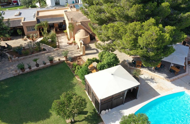Villa 'Finca Can Toni' with Private Pool, Wi-Fi and Air Conditioning
