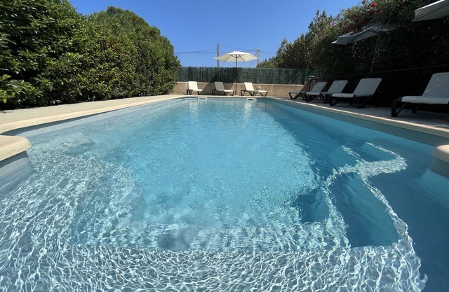 Villa FIORA for 4 people, shared pool between sea and mountains