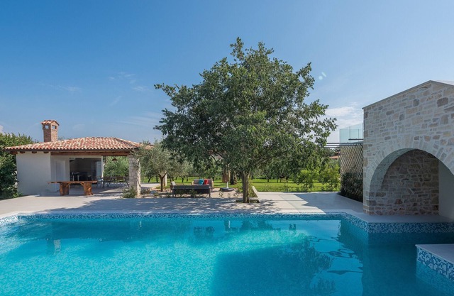Villa Fiorini nearby Novigrad – Crovillas GmbH