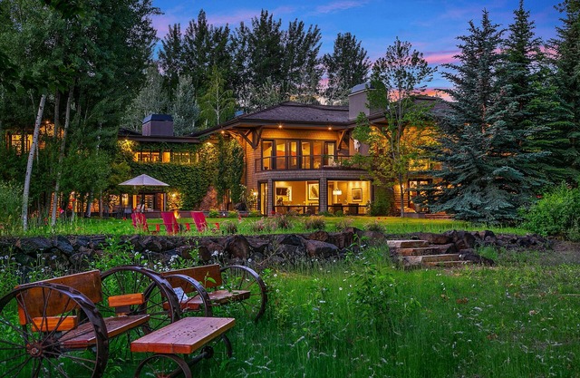 Villa Fleuve, luxury property in Sun Valley Idaho