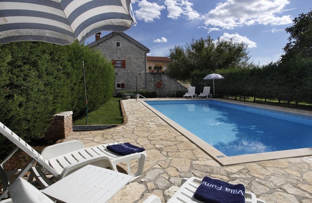 Villa Fuma is located in the village Stranici kod Lovreca, Vrsar area.