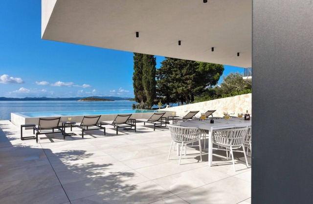 Villa FUX Eternity directly on the beach on the island of Pasman Zadar