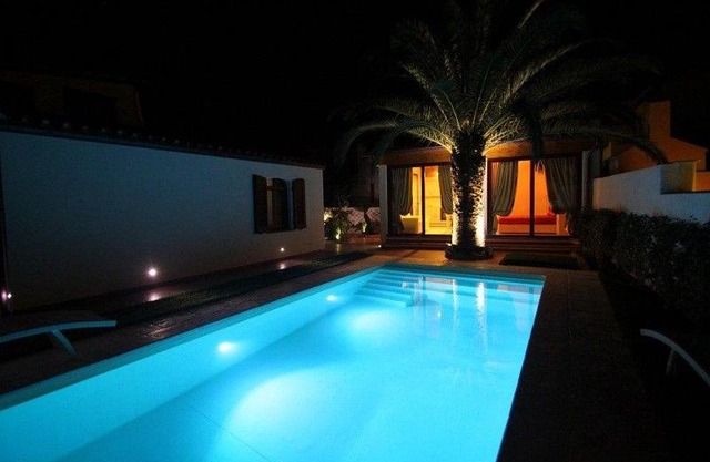 VILLA GILDA CON DEPANDACE PISCINA e GIARDINO