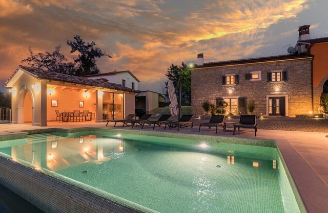 Villa Grazia with heated pool
