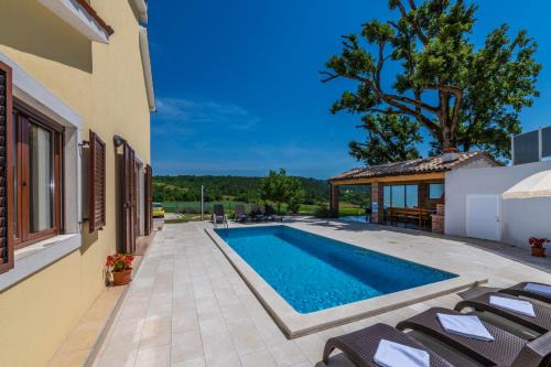 Villa Gresti, a beautiful and private summer villa