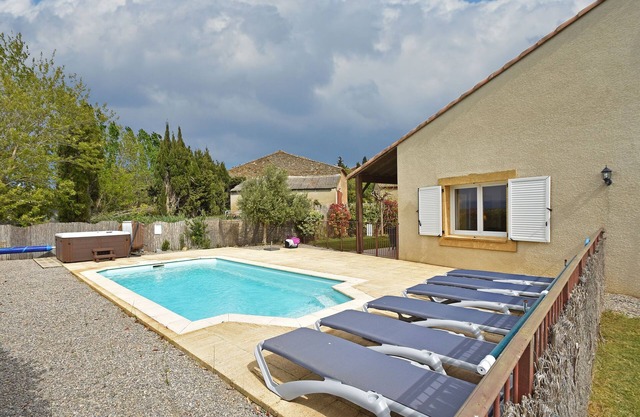 Villa in Montbrun with Pool & Mountain Views