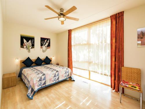 Villa in Biddinghuizen by Lake Vulwe, cleaning included
