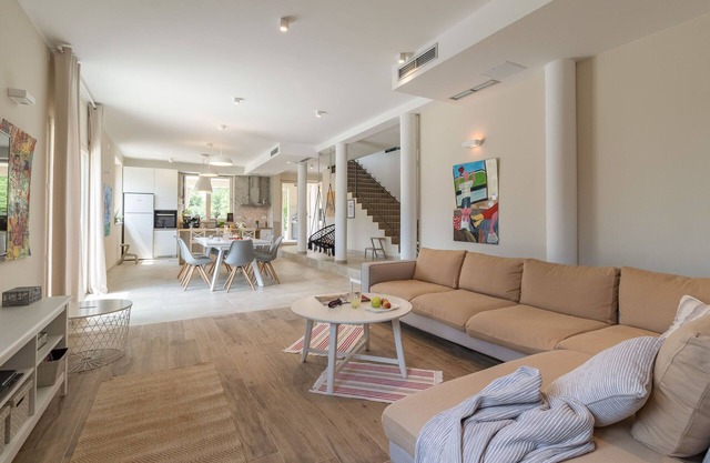 Villa in Butkovici with Pool near Pula