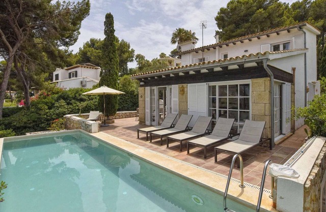 Villa in Cala Ratjada with Sea Views and Pool