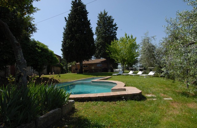 Villa in Città della Pieve. A peaceful oasis among woods and olive groves