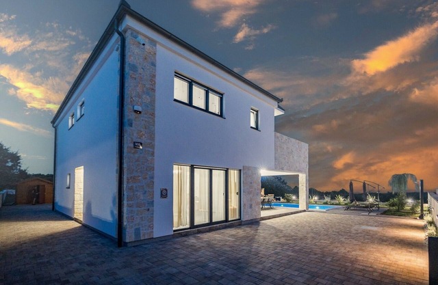 Villa in Krnica with Pool near Rock Beach