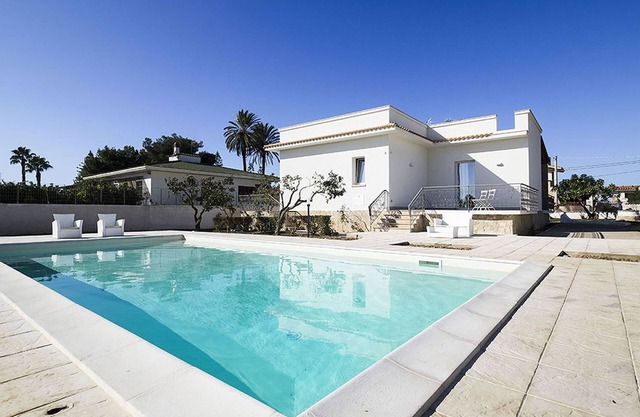 Villa in Marsala near Sandy Beach & Pool