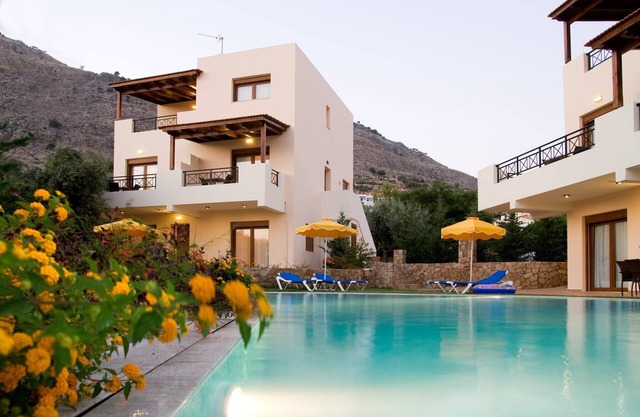 Villa in Pefkoi near the Sea with Pool