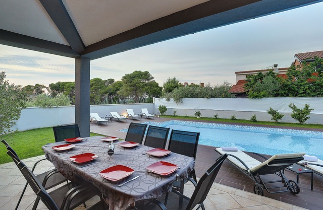 Villa in Pula near Beach with Private Pool