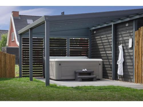 Villa in Zeeland with Outdoor Jacuzzi