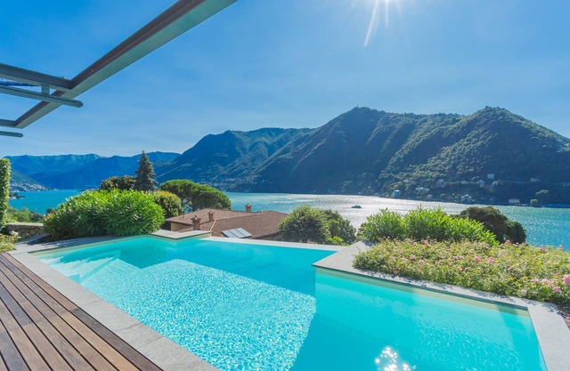 Villa Infinity in Como