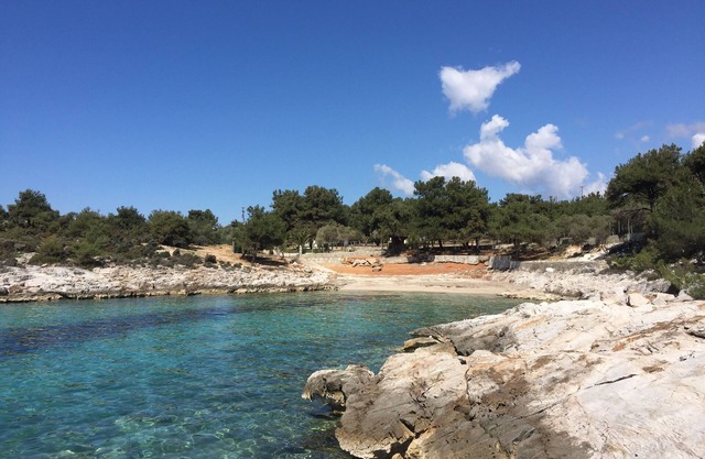 Villa Isidora has it all: beach location, plenty of space and terrain and charm