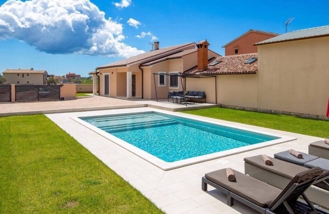 Villa Jessica by Istrabook