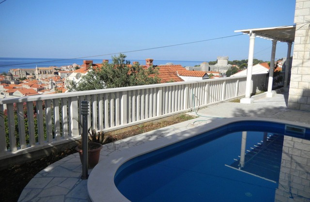 Villa Juliet, Three Bedroom, Private Terrace And Pool With Sea View