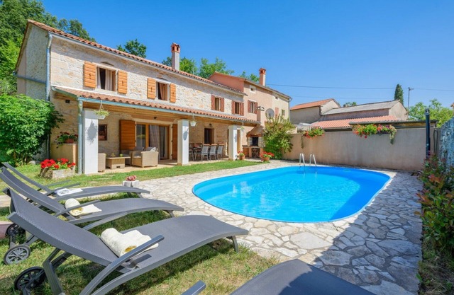 Villa Katarina in Mrkoči - Haus für 8-10 Personen