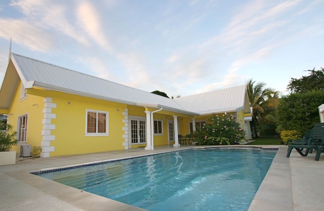 Villa Kiskadee. Large luxury Tobago villa with pool