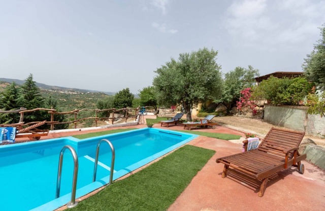 Villa L'Oleandro with pool and A/C
