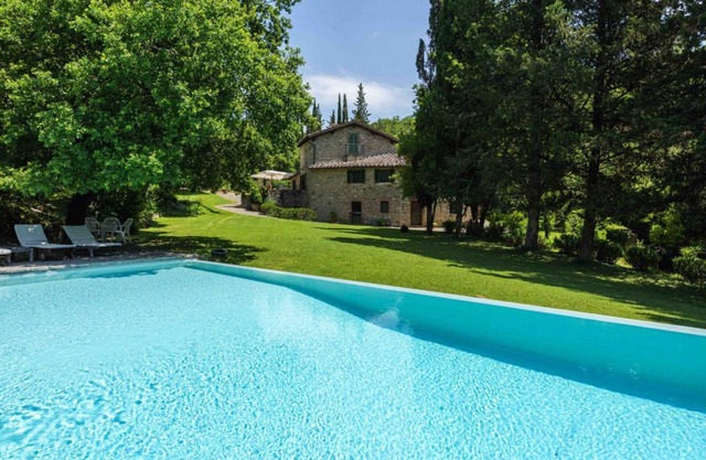 Villa la Pecine by MMega