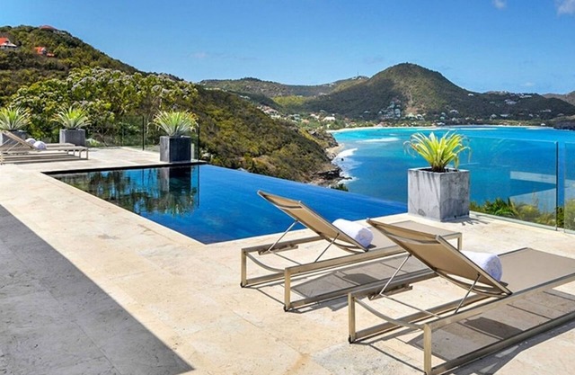 Villa La Petite Sereine | Ocean View - Located in Magnificent Pointe Milou with Private Pool