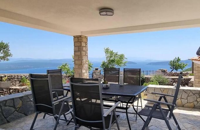 Villa La Sella - romantic house with a unique view
