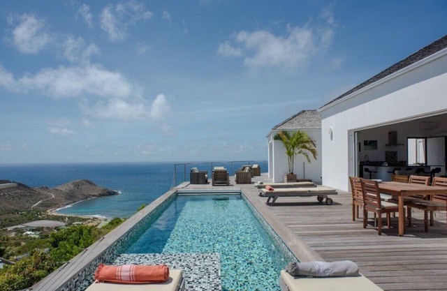 Villa la Vue by Fantasia Villas