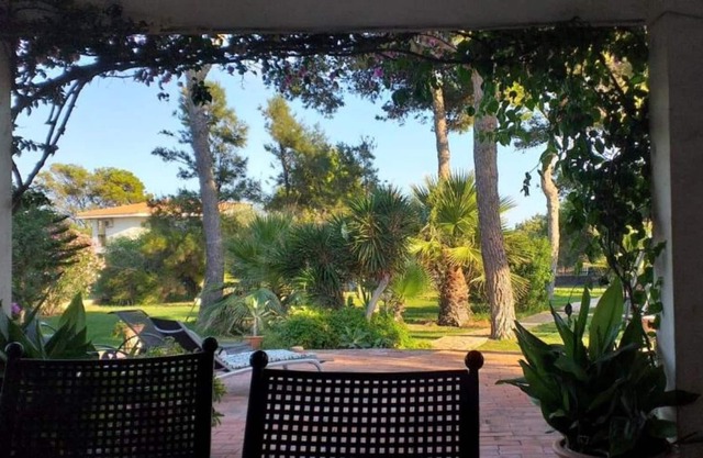Villa "Lisa Best Vacation Ever" close to the Beach, with Sea View & Private Terrace
