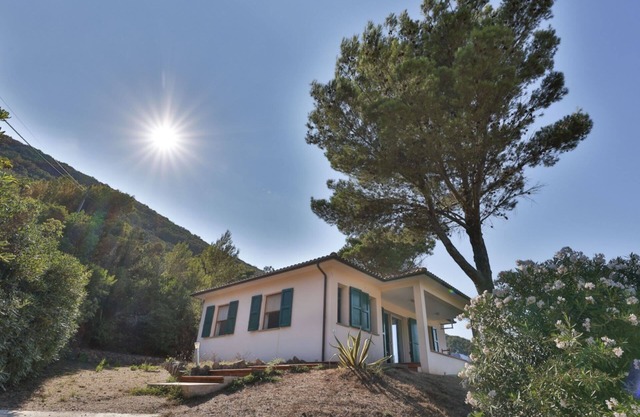 Villa Lorenzo nella Baia di Nisporto