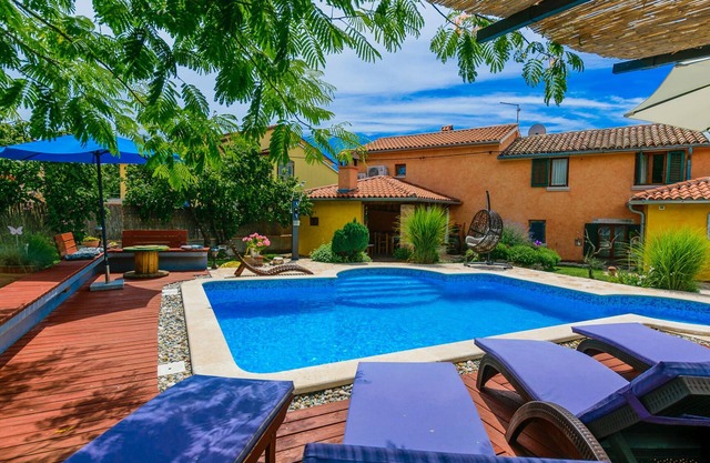 Villa Loreta (Istria - Čabrunići)