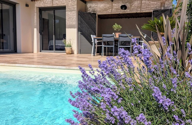 Villa Lumineuse au Calme Avec Piscine, Patio. Tout Équipée pr 6pers