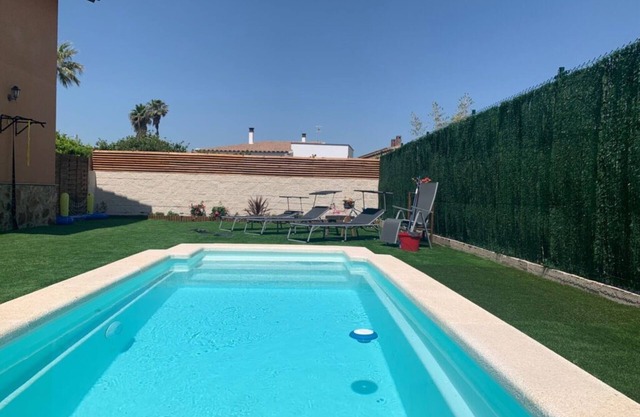 Villa 'Luci' with Private Pool, Wi-Fi and Air Conditioning