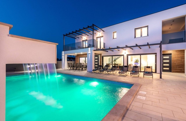 VILLA LUKA LOBORIKA WITH PRIVATE POOL. LOBORIKA - ISTRIA.